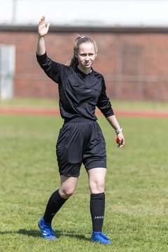 Bild 243 - wBJ VfL Pinneberg - Harksheide : Ergebnis: 2:1